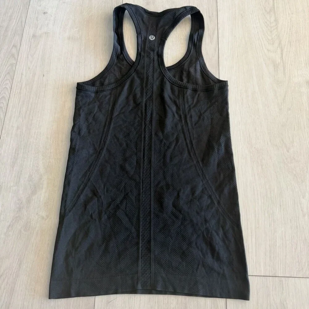 Lululemon Athletica Swiftly Tech Racerback Tank Top.size 4